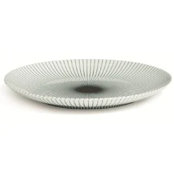 Assiette plate en porcelaine décor rayures soleil