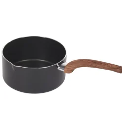 Casserole noire manche effet bois Ø 18