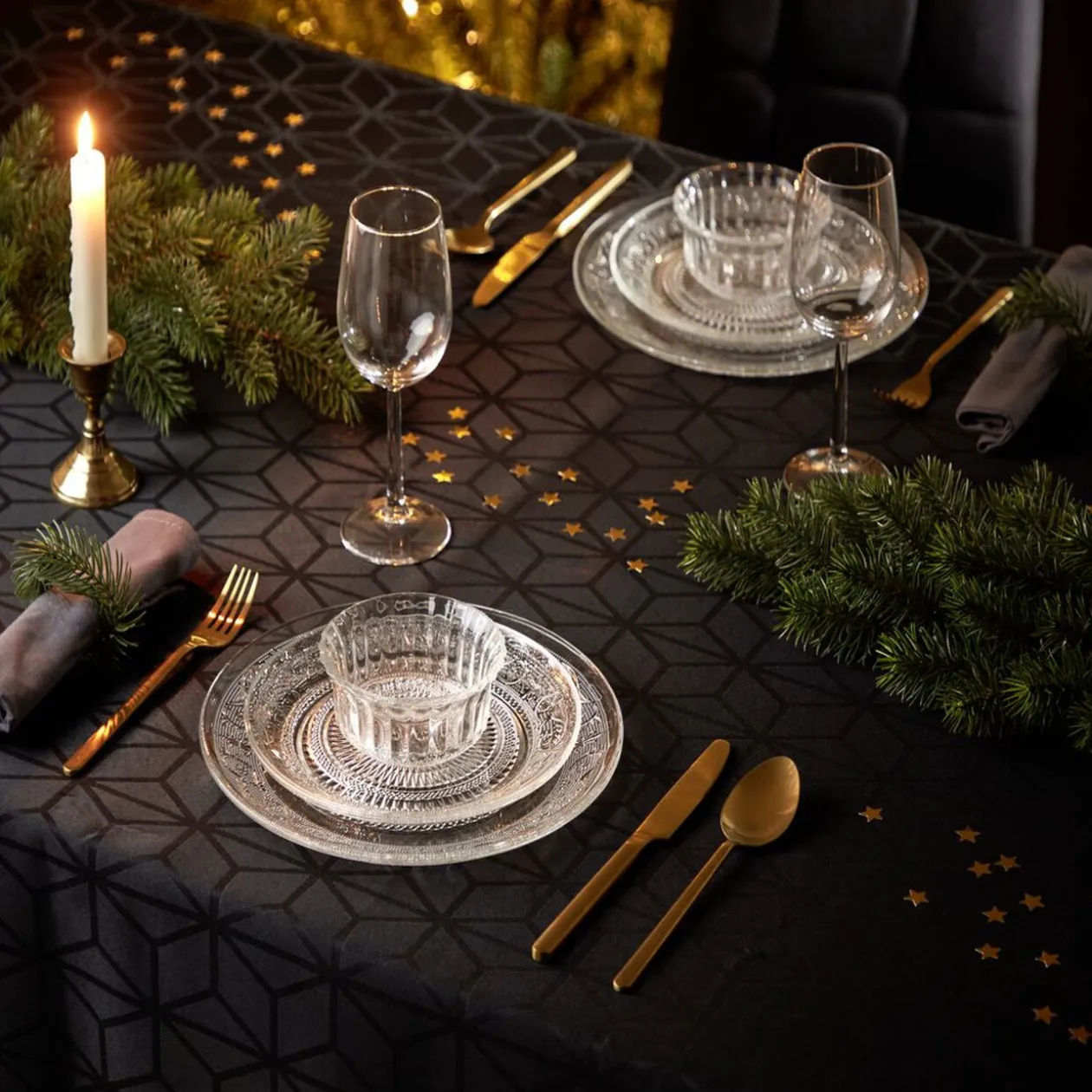 Coupelle transparente en verre ciselé