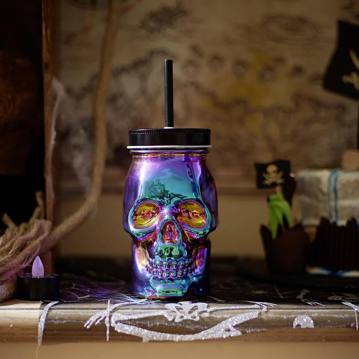Gobelet verre forme tête de mort couvercle et paille 500 ml